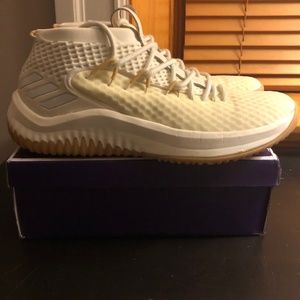 dame 4 un dyed